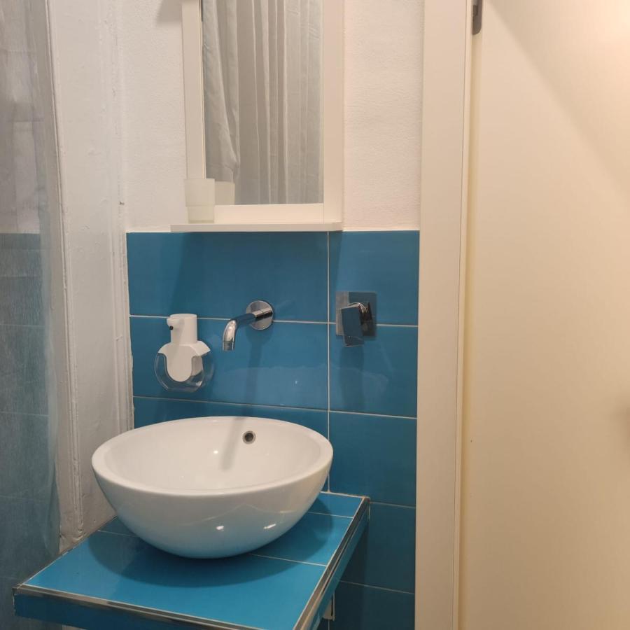 Staicca Rooms Napoli Bagian luar foto